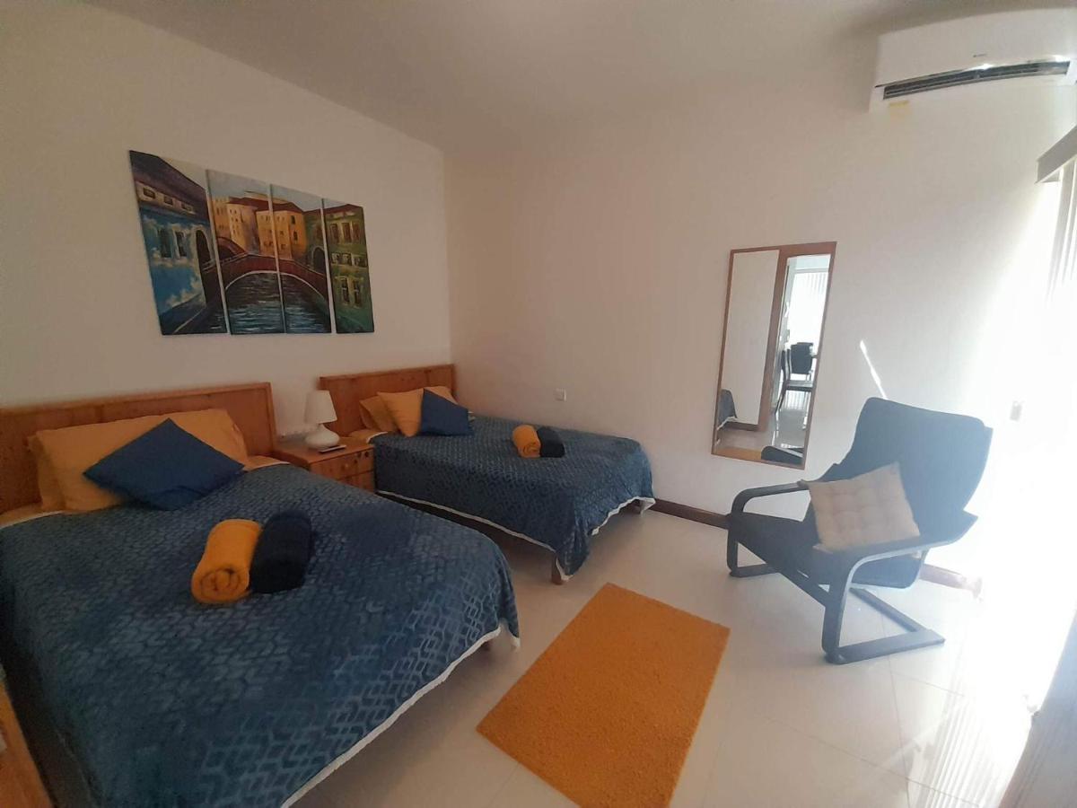 شقة East Breeze Penthouse Mgarr المظهر الخارجي الصورة