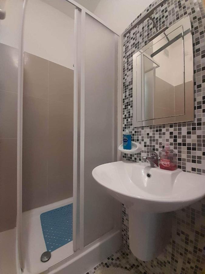 شقة East Breeze Penthouse Mgarr المظهر الخارجي الصورة