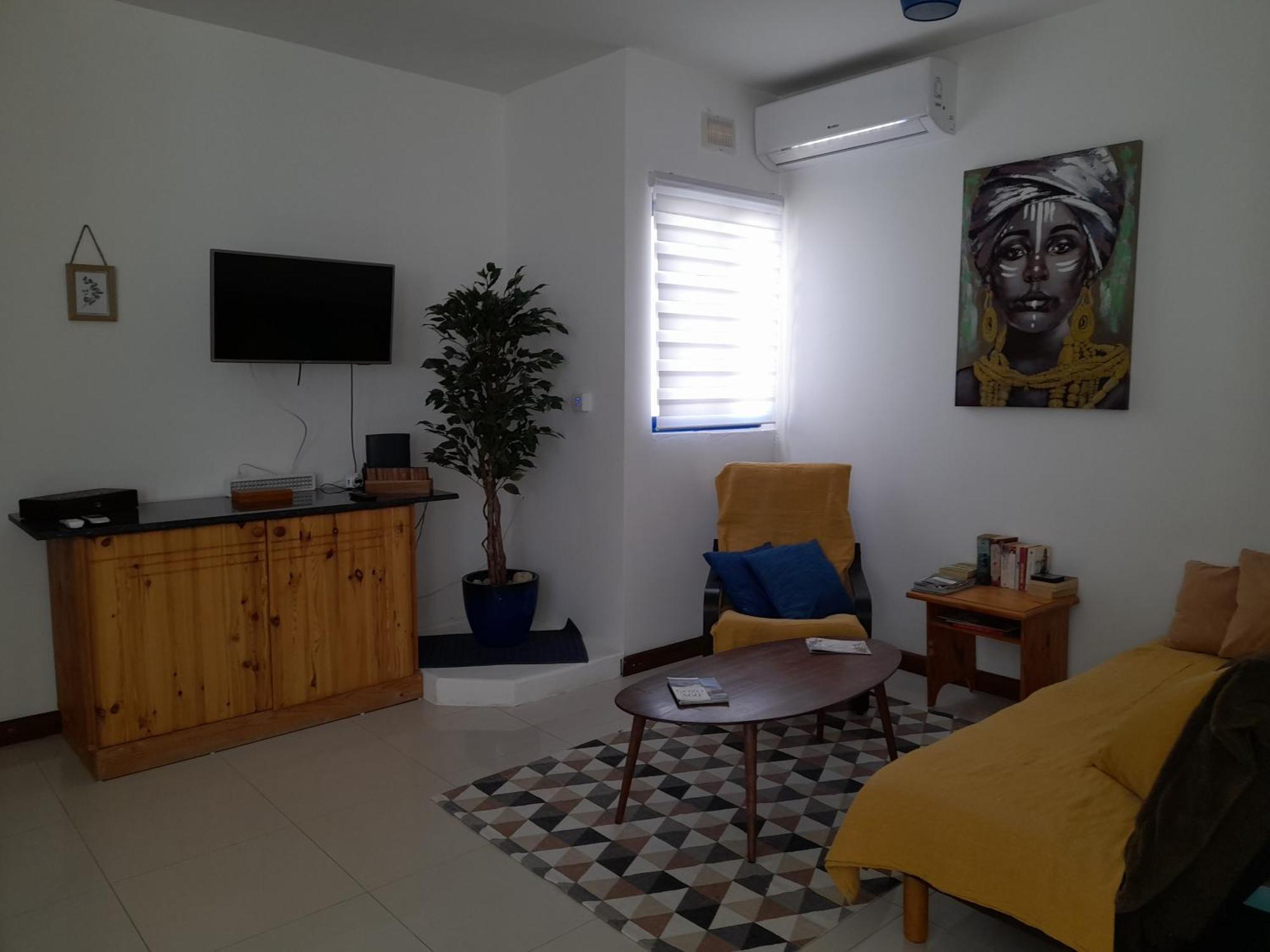 شقة East Breeze Penthouse Mgarr المظهر الخارجي الصورة